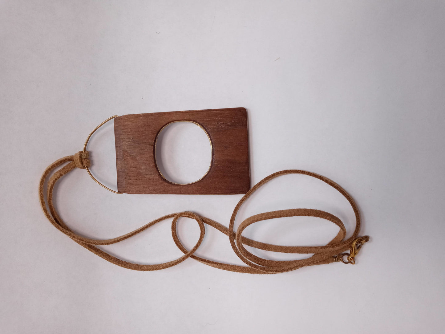 Necklace: Windows Series 4