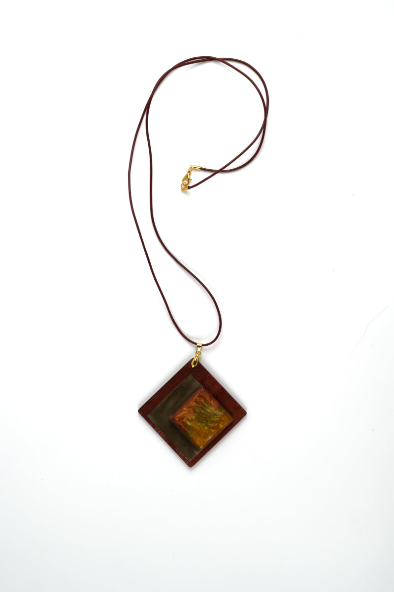 Necklace: Amazonas Serie 1