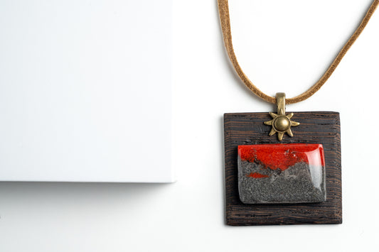 Necklace: Seres Series 4