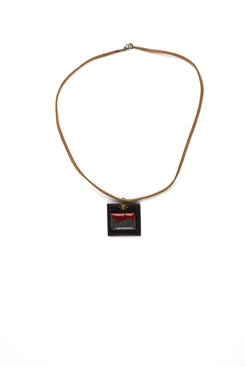 Necklace: Seres Series 4